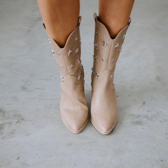 Ccocci Star Studded Western Booties Size 7 Taupe Pull On Pointed Toe Block Heel - Picture 2 of 13